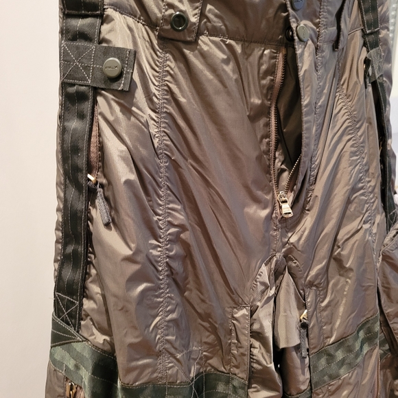 RLX RALPH LAUREN MEN'S SKI, SNOWBOARD, SNOW PANTS SIZE S/ M GREEN COLOR - Picture 4 of 16